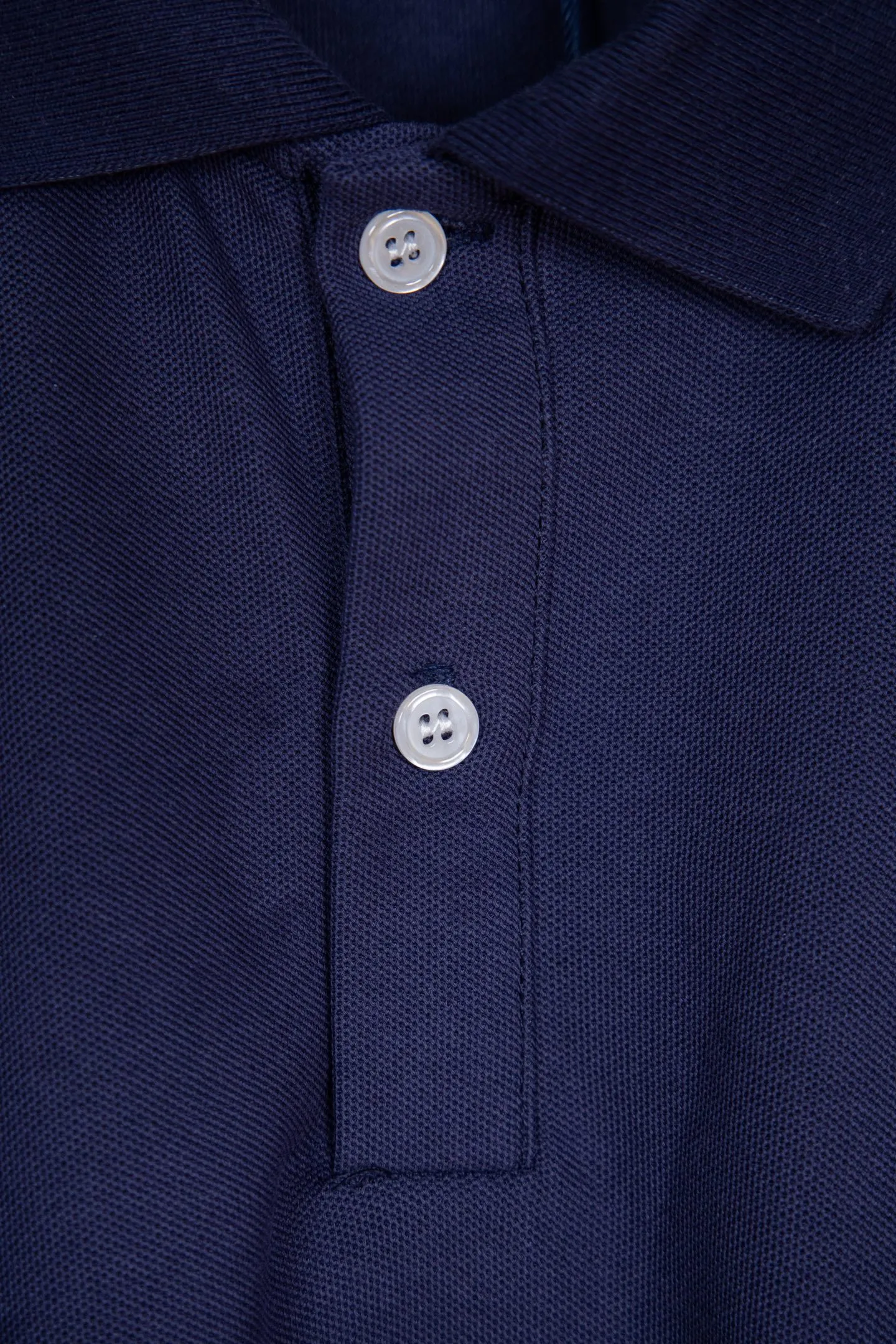 P140 Polo Ralph Lauren/Ralph Lauren basic Malaysian embroidery logo Big Pony Polo shirt T-shirt short sleeve S~XL black navy gray white original fabric 100% pique cotton, imported embroidery logo on the chest, "3" patch logo on the cuffs, custom threaded collar, Malaysian embroidery, the highest version, suitable for business and leisure daily use! 🌘Two-button placket, laser logo pearlescent resin buttons, cuffs and hem using double-thread sewing technology, different currency versions, full set of original three-label accessories!